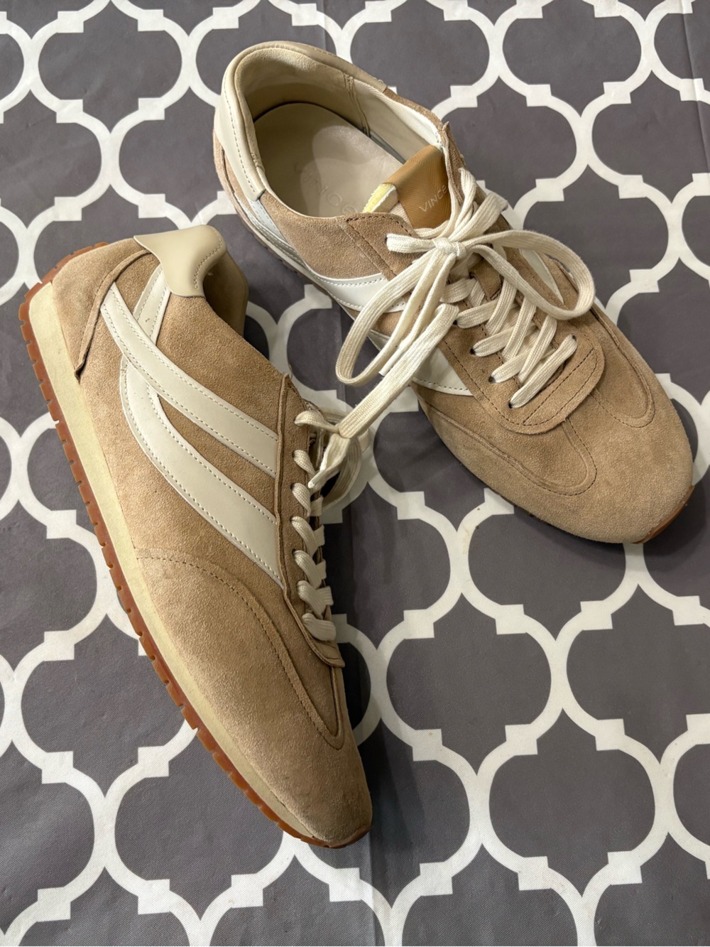 Vince Oasis Runner tan suede sneakers - Picture 3 of 15